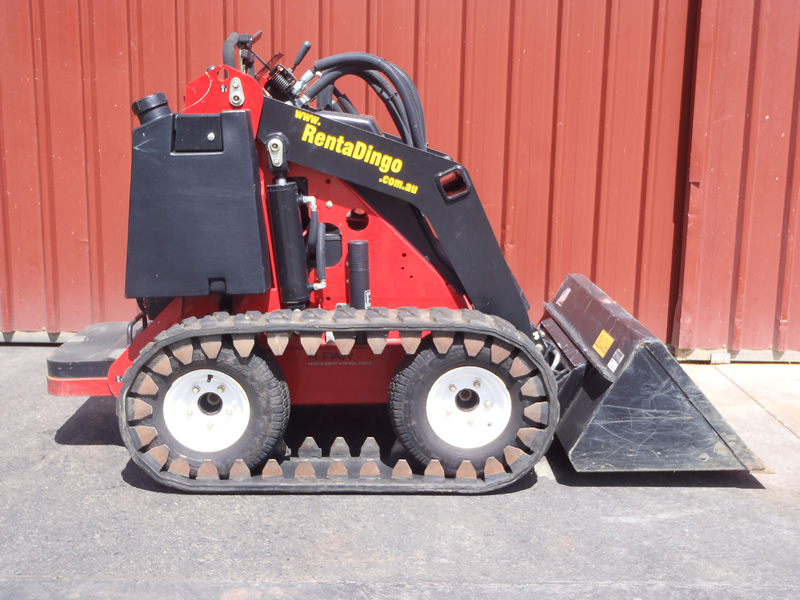 Dingo Track Machine Toro 323 Track Machine Rent A Dingo dingo-track-machine-toro-323-track-machine-rent-a-dingo
